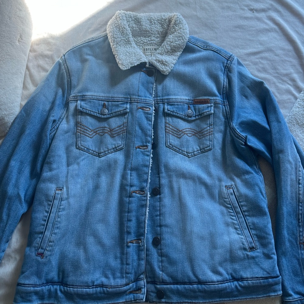 Women's Blue Denim Jacket with Sherpa Lining